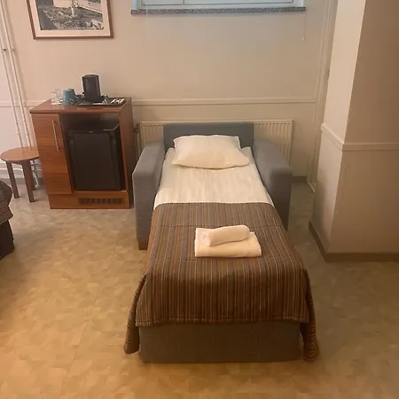 Budget Easystay 2* 포르보