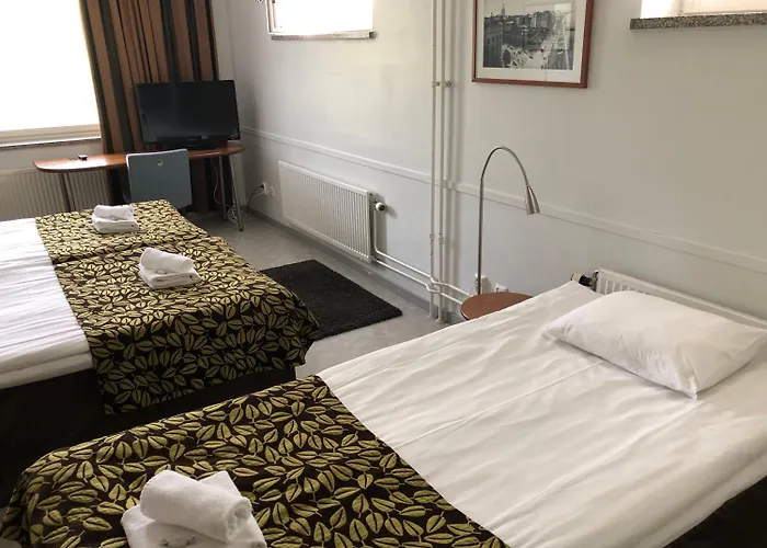 Budget Easystay Hotel 2*